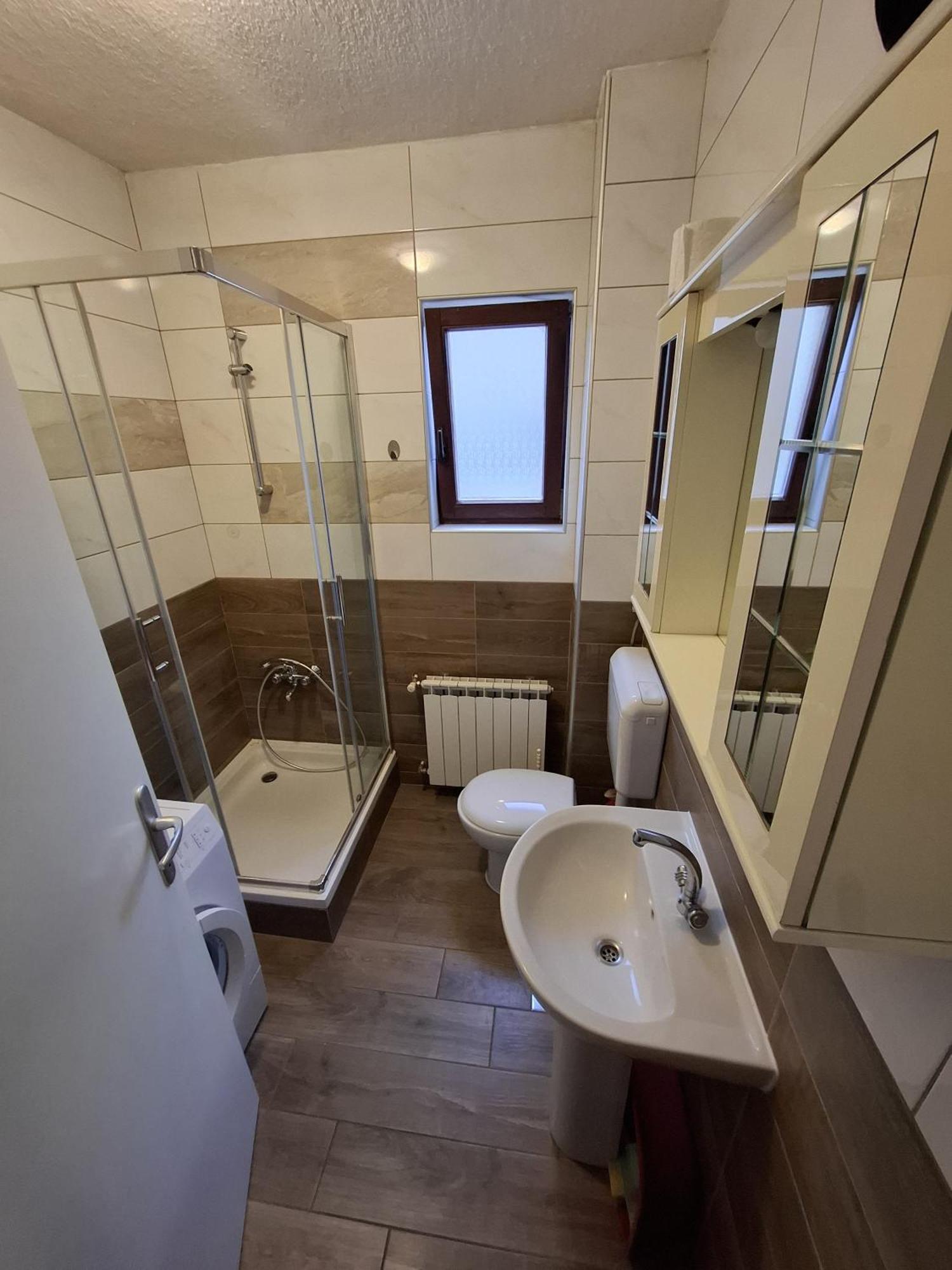 Maximir Apartment