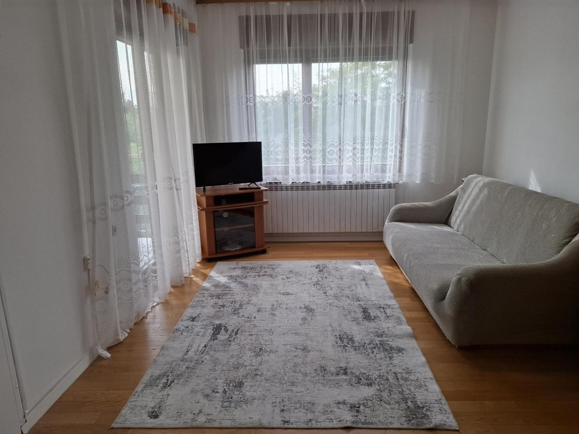 Apartment Maximir